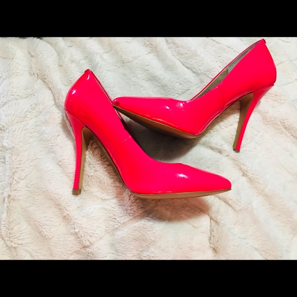 Steve a madden hot bubble gum pink heels - Picture 2 of 7